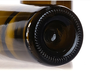 ნაყარი ღვინის ბოთლი