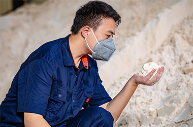 ნაყარი მინის ბოთლი qa